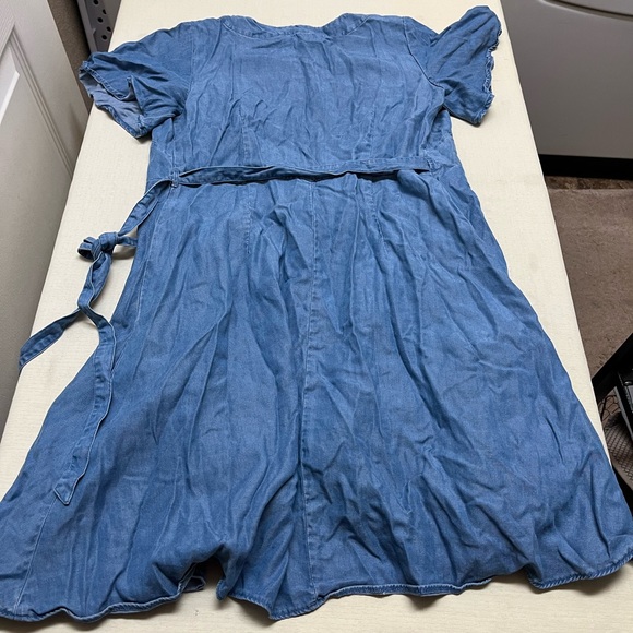 Loft size 2 chambray 100% lyocell flutter sleeve wrap dress - Picture 9 of 15